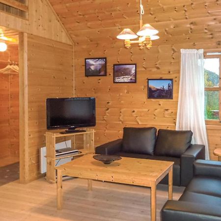 Amazing Home In Vallavik With House Sea View Vangsbygd Exterior photo